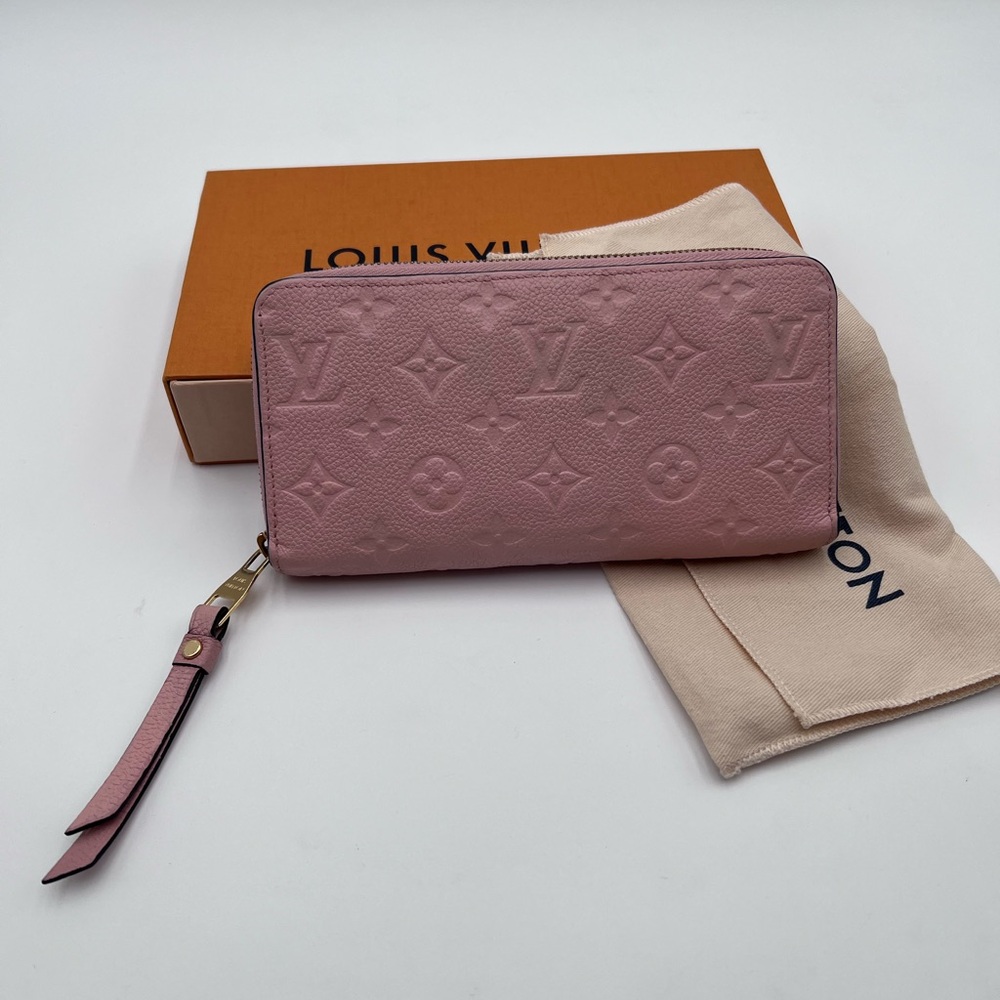 🌹♥️LOUIS VUITTON Empreinte Zippy Wallet in Rose Poudre Pink♥️🌹